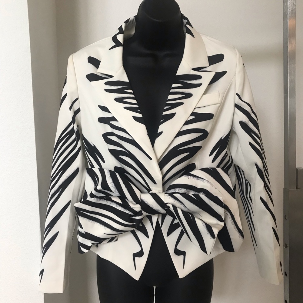 Pants suit black and cream NWT